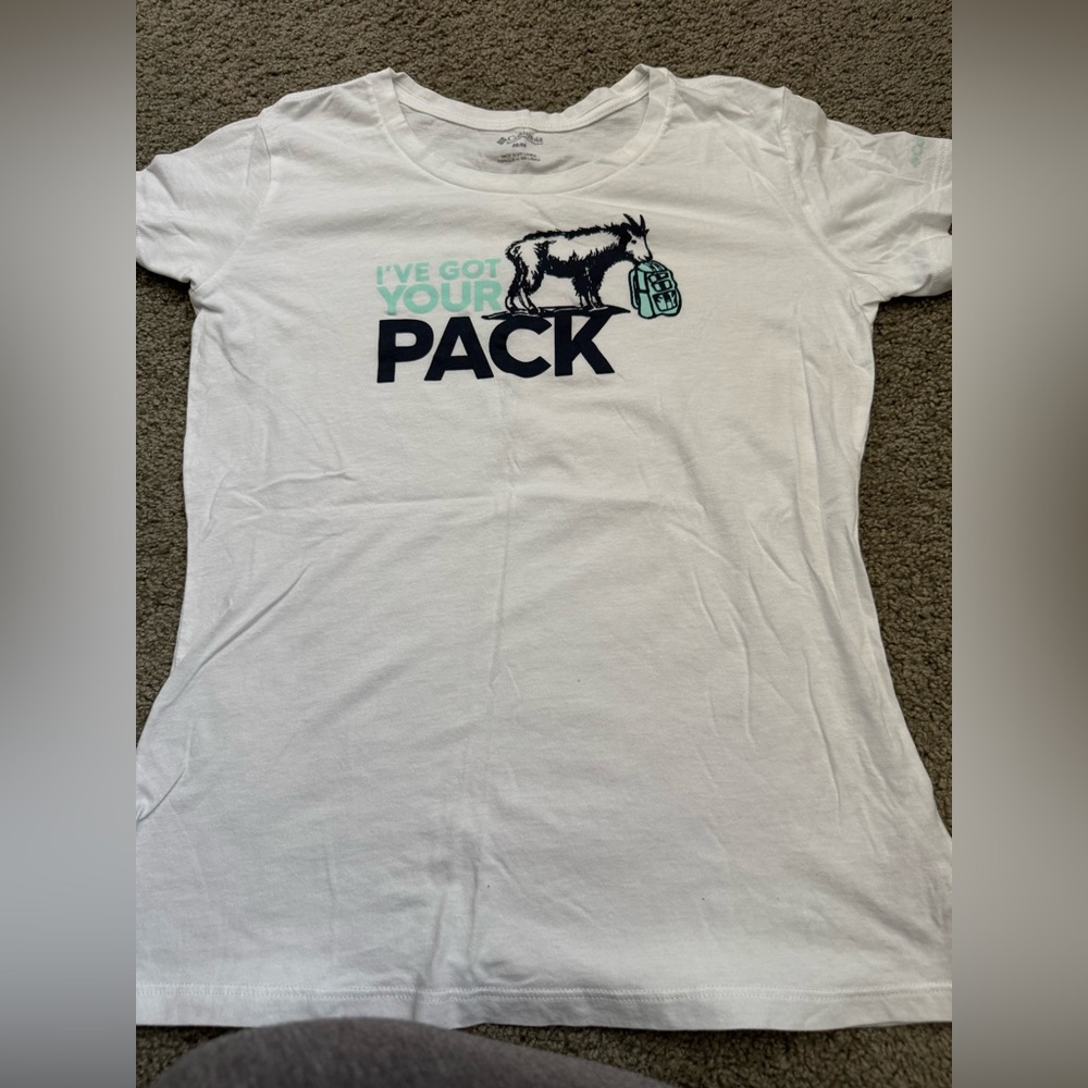 Columbia T-shirt